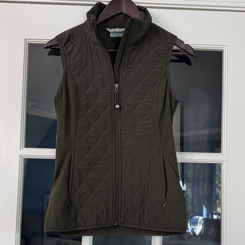 Athleta Green zippered vest size XS